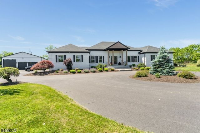 16 Wolverton Rd, Franklin Twp., NJ 08867