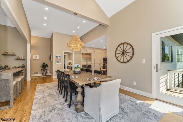 16 Wolverton Rd, Franklin Twp., NJ 08867