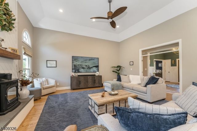 16 Wolverton Rd, Franklin Twp., NJ 08867