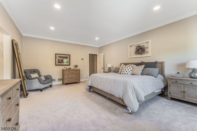 16 Wolverton Rd, Franklin Twp., NJ 08867
