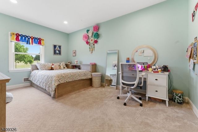 16 Wolverton Rd, Franklin Twp., NJ 08867