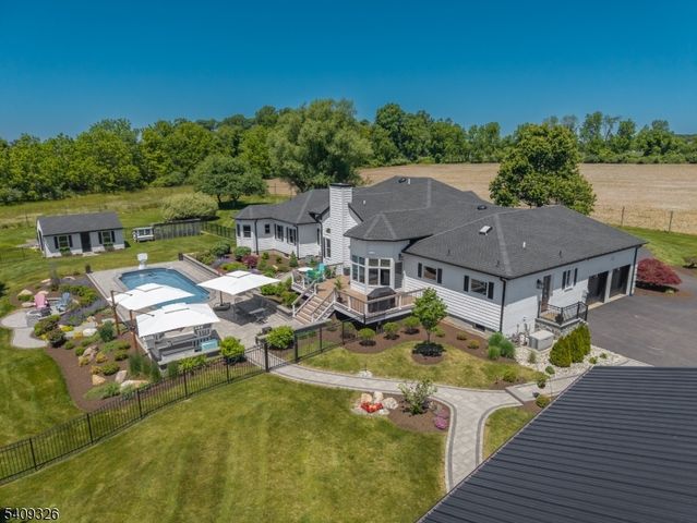 16 Wolverton Rd, Franklin Twp., NJ 08867