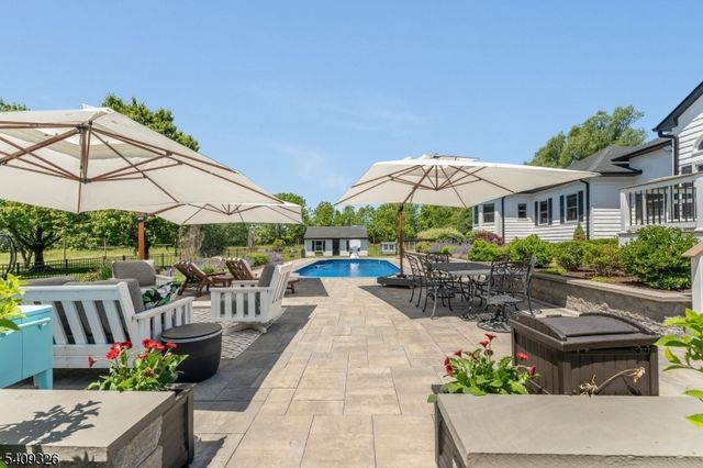 16 Wolverton Rd, Franklin Twp., NJ 08867