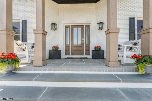 16 Wolverton Rd, Franklin Twp., NJ 08867