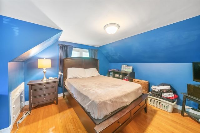 32 Anawan Rd, North Attleboro, MA 02760