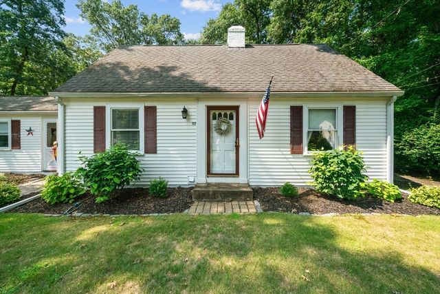 32 Anawan Rd, North Attleboro, MA 02760