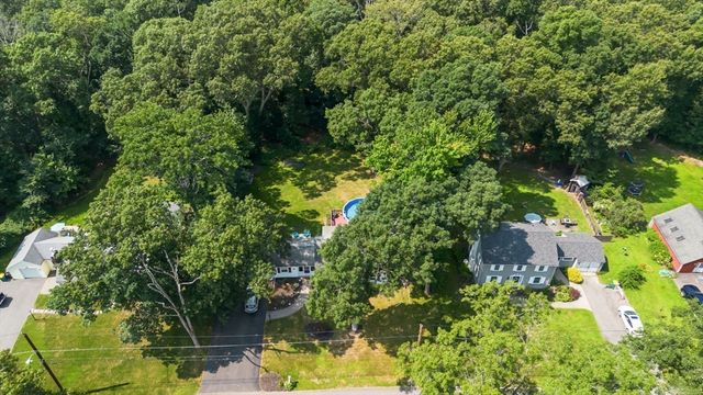 32 Anawan Rd, North Attleboro, MA 02760