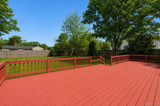 1016 Howells Road, Bay Shore, NY 11706