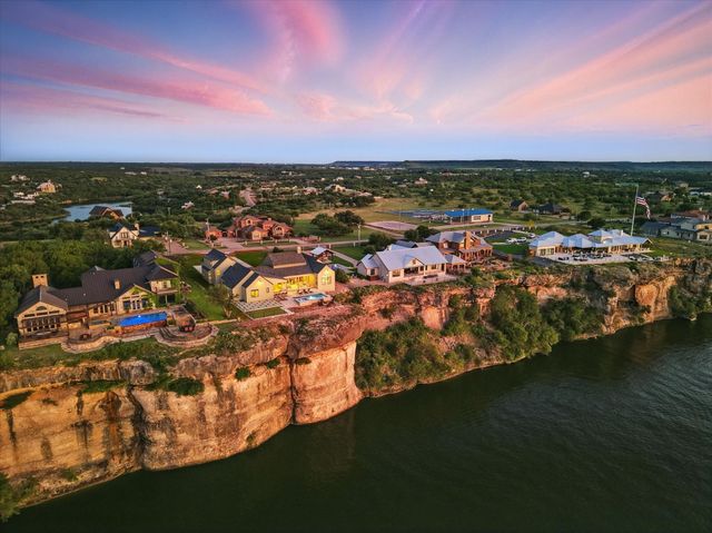 6037 Hells Gate Loop, Strawn, TX 76475