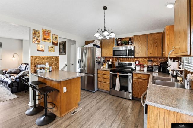 19018 Morrissey Circle, Elkhorn, NE 68022