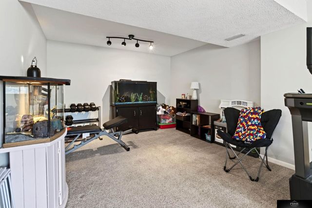 19018 Morrissey Circle, Elkhorn, NE 68022