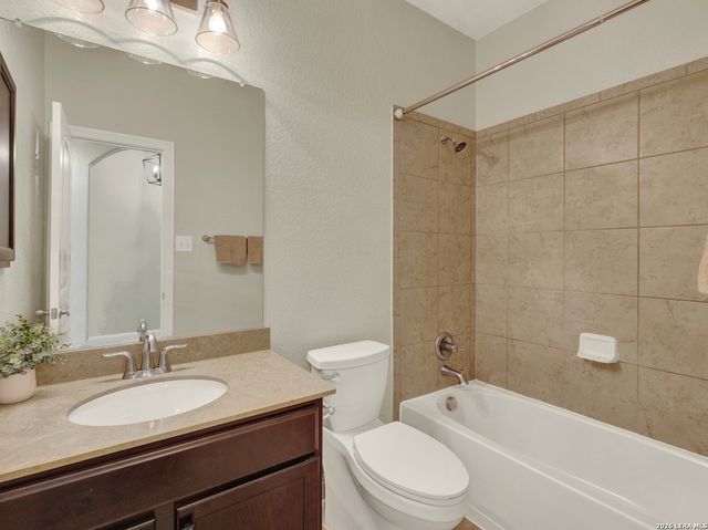 2274 SUN STONE PL, New Braunfels, TX 78130