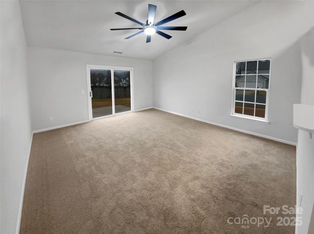 10804 Gardenia Street, Charlotte, NC 28215