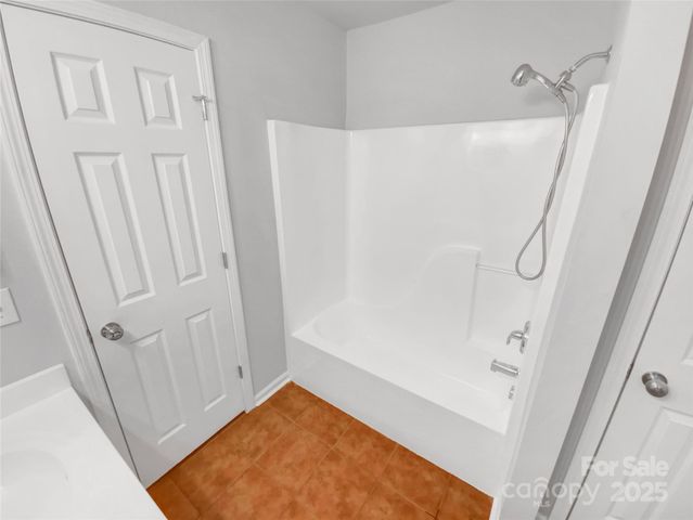 10804 Gardenia Street, Charlotte, NC 28215