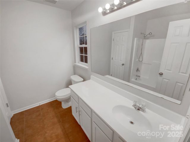 10804 Gardenia Street, Charlotte, NC 28215