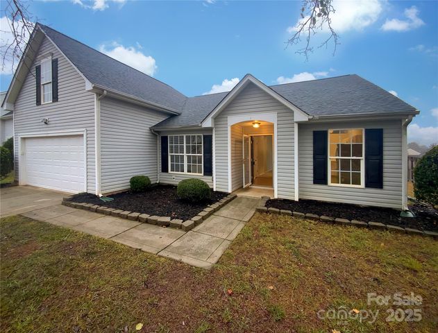 10804 Gardenia Street, Charlotte, NC 28215