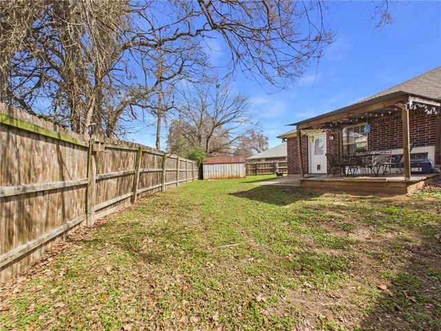 1604 Enloe Court, Bryan, TX 77802