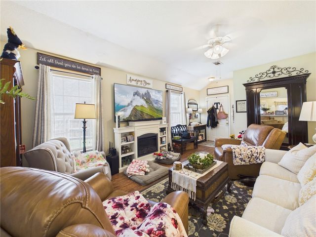 1604 Enloe Court, Bryan, TX 77802