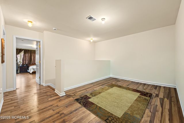 74 Wildwood Avenue, Edison, NJ 08837