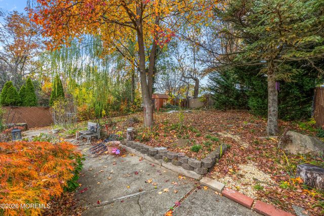 74 Wildwood Avenue, Edison, NJ 08837