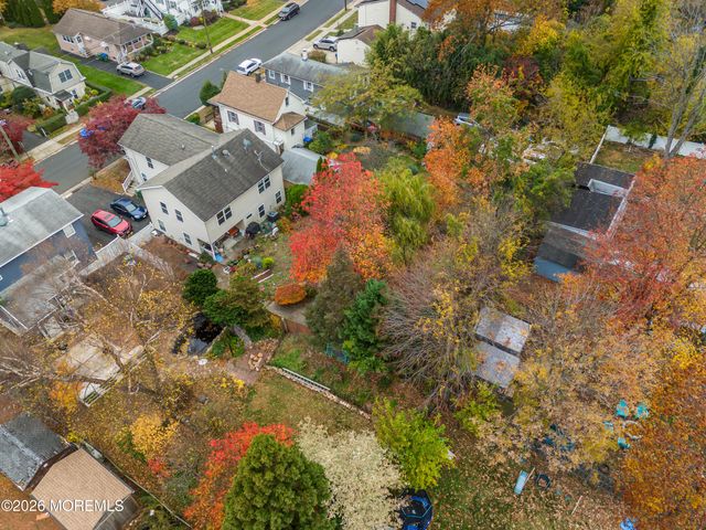 74 Wildwood Avenue, Edison, NJ 08837