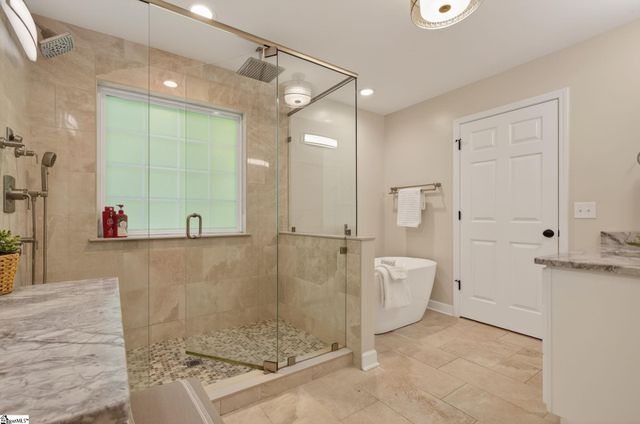 322 Shorecrest Drive, Seneca, SC 29672