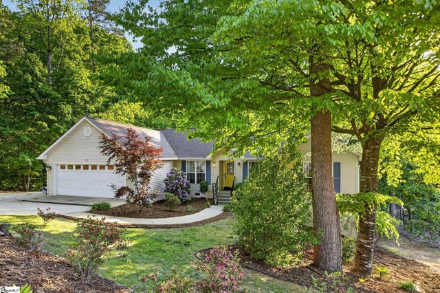 322 Shorecrest Drive, Seneca, SC 29672