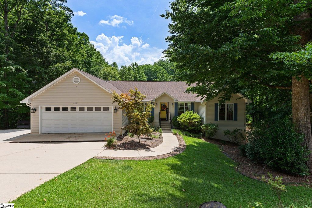 322 Shorecrest Drive, Seneca, SC 29672