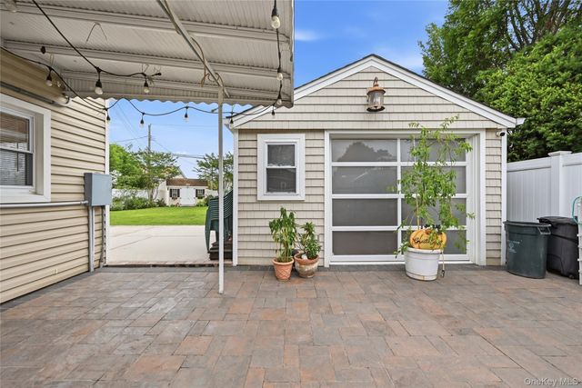 16 Harrow Lane, Levittown, NY 11756