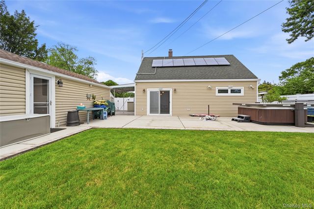 16 Harrow Lane, Levittown, NY 11756