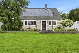 16 Harrow Lane, Levittown, NY 11756