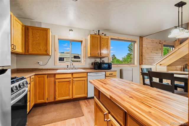 63 Rock Creek Way, Jefferson, CO 80456