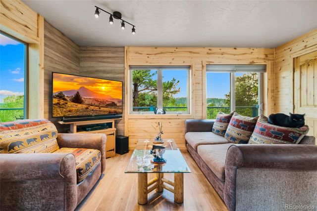 63 Rock Creek Way, Jefferson, CO 80456