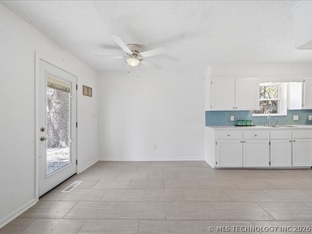 3118 S 115th East Street East, Tulsa, OK 74146