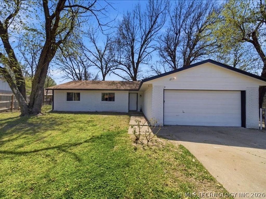3118 S 115th East Street East, Tulsa, OK 74146