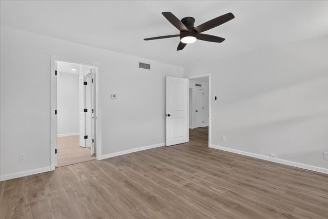 6020 E University Boulevard 117, Dallas, TX 75206