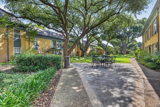 6020 E University Boulevard 117, Dallas, TX 75206