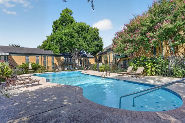 6020 E University Boulevard 117, Dallas, TX 75206