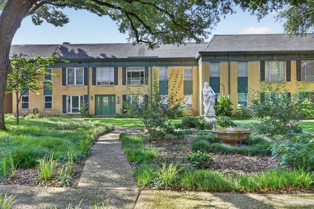 6020 E University Boulevard 117, Dallas, TX 75206