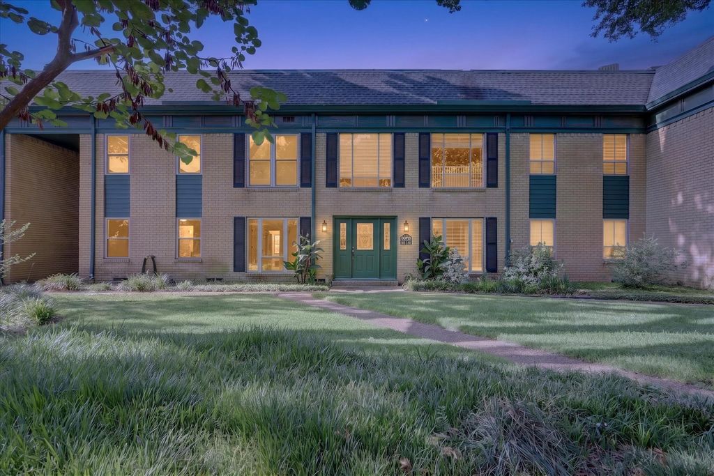 6020 E University Boulevard 117, Dallas, TX 75206