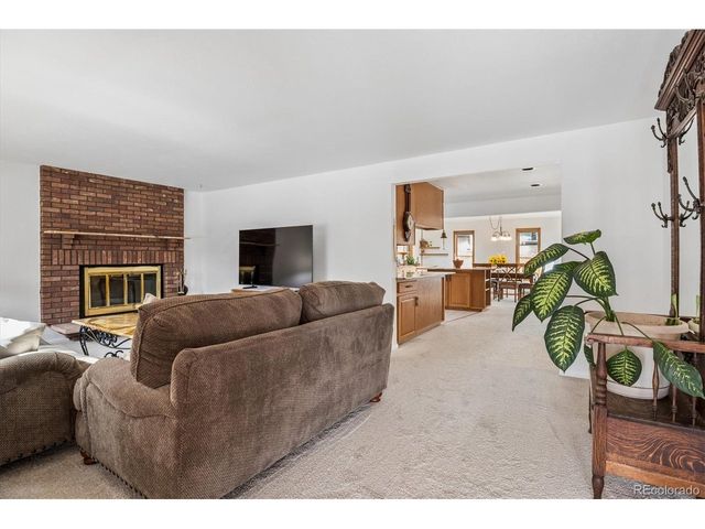 7027 W 70th Ave, Arvada, CO 80003