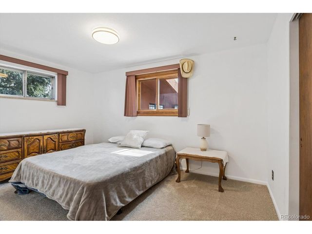 7027 W 70th Ave, Arvada, CO 80003