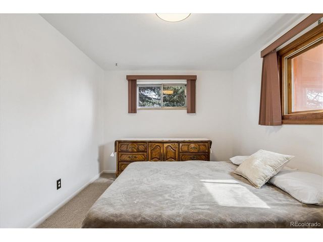 7027 W 70th Ave, Arvada, CO 80003