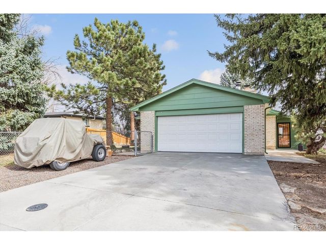 7027 W 70th Ave, Arvada, CO 80003