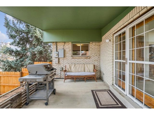 7027 W 70th Ave, Arvada, CO 80003