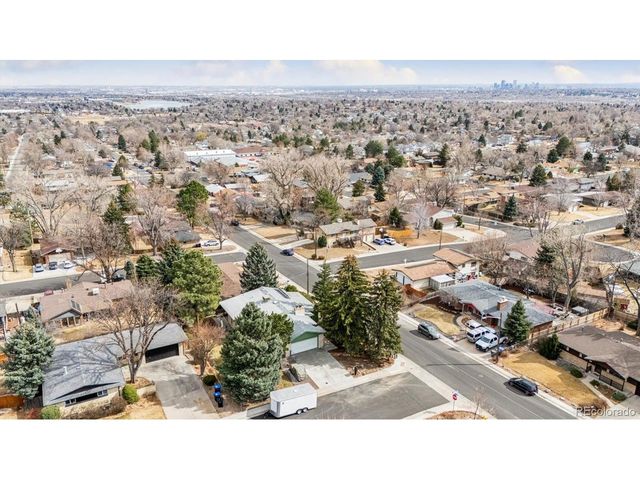7027 W 70th Ave, Arvada, CO 80003