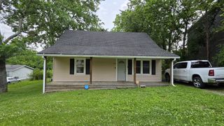 500 E 17th St, Columbia, TN 38401