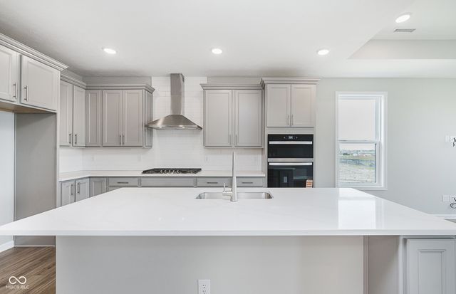 2543 Goldfinger Lane, Westfield, IN 46074