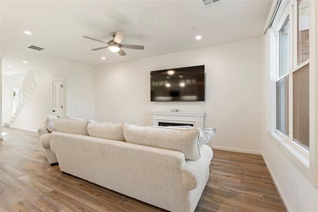 729 Montauk Way, Edmond, OK 73034