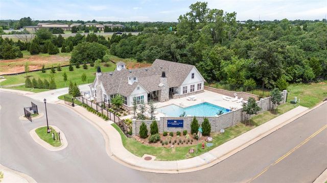 729 Montauk Way, Edmond, OK 73034